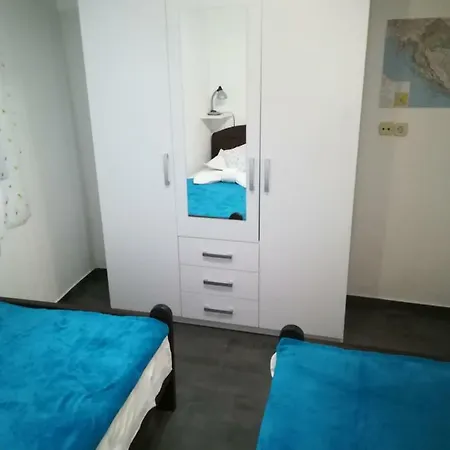Apartment Maroza